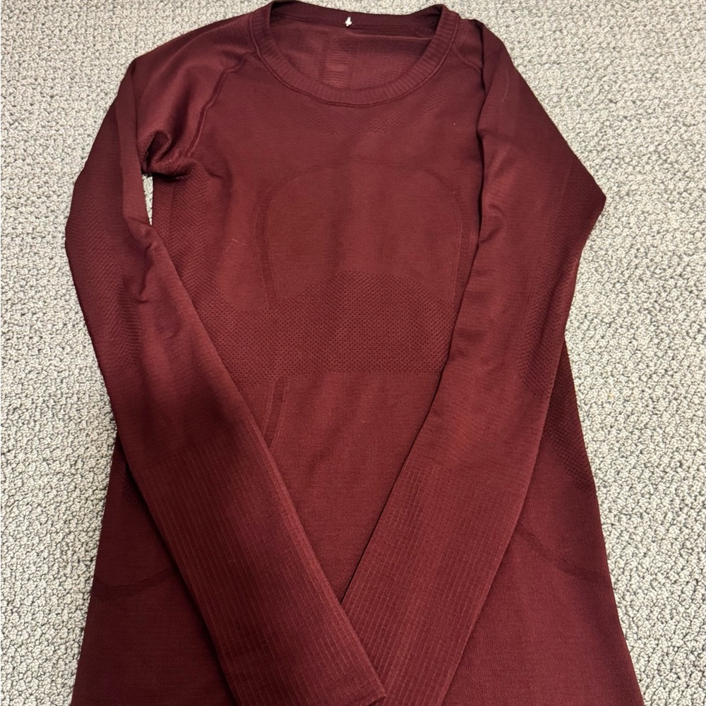 Lululemon swiftly tech long sleeve